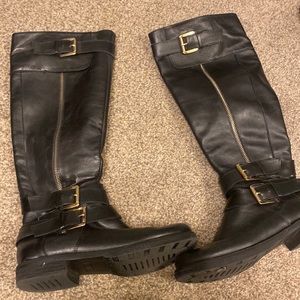 Barley worn black boots size 7